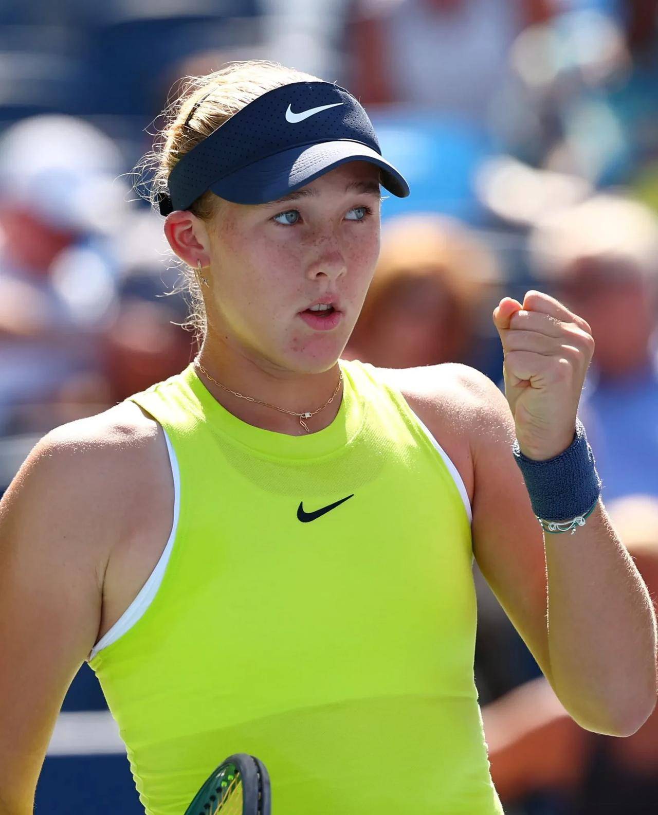 随着羽毛球 随着羽毛球